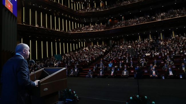 Cumhurbaşkanı Erdoğan: Bize insan hakları nasihati verenlerin utanç lekeleri ortaya dökülüyor