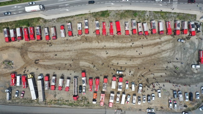 Azerbaycan'dan yangınlarla mücadeleye destek