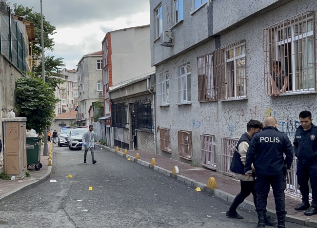 Fatih'te iki grup arasında silahlı kavga: 3 yaralı