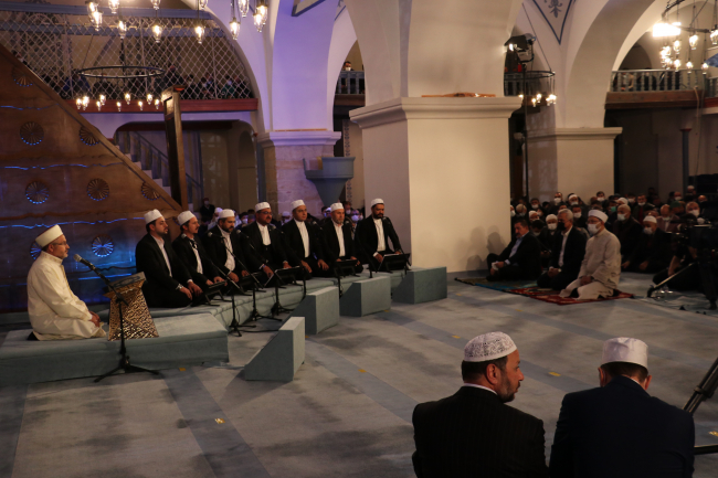 Ali Erbaş Kastamonu'da Mevlid Kandili Programı'na katıldı