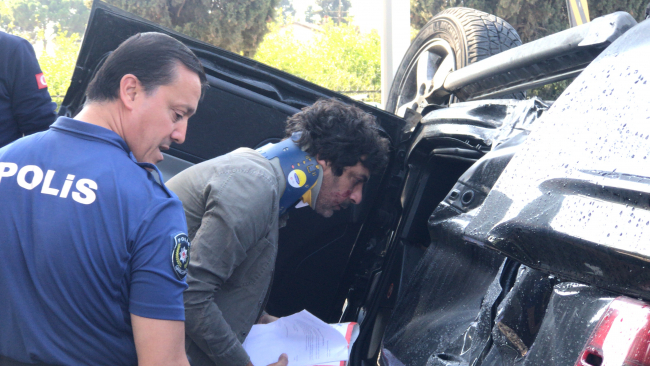 Kaza sonrası alev alan cipin sürücüsü yaralandı