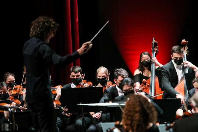 Londra Filarmoni Orkestrası AKM'de konser verdi