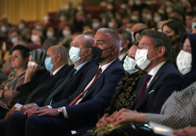 "Mozaik" konseri AKM'de müzikseverlerle buluştu