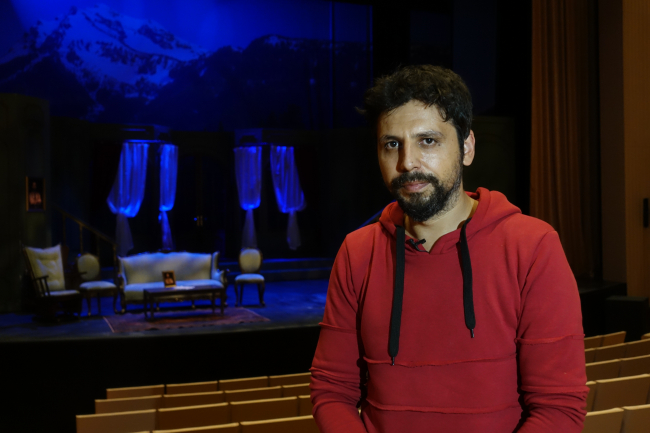 "Bir Adam Yaratmak" oyunu AKM'de sahnelendi