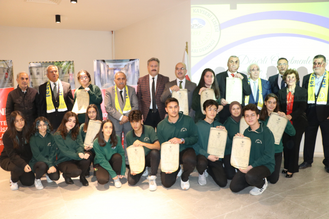 Sakarya Meydan muharebesi şehit öğrencilerine 100 yıl sonra temsili diploma