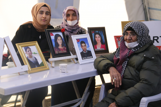 Diyarbakır annelerinden çocuklarına 'teslim ol' çağrısı