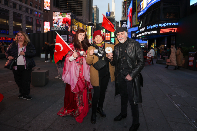 Times Meydanı'nda Türk Kahvesi Günü kutlandı