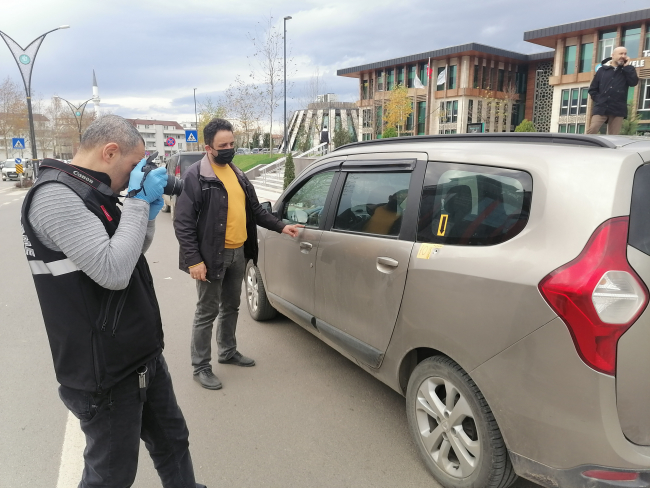Kocaeli'de silahlı kavgada baba ve oğlu yaralandı