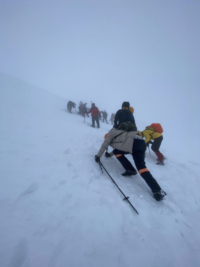 Bursa'da dağcılardan 'sıfır atık' tırmanışı