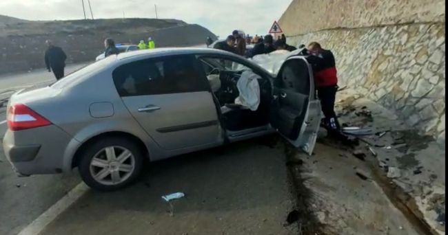 Van'da trafik kazası: 2 ölü, 4 yaralı