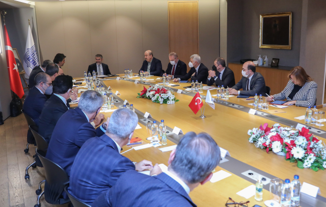 Bakan Nebati'den Türkiye Bankalar Birliği ile toplantı