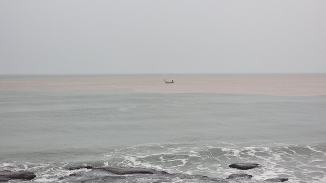 Adana'da fırtına ve sağanak nedeniyle deniz taştı