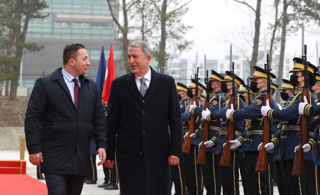 Bakan Akar: Kosova ile iş birliğimiz her geçen gün gelişiyor