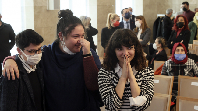 Devlet korumasında yetişen 985 genç, kamu kurumlarına atandı