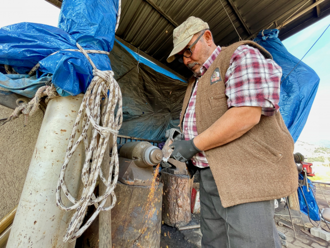 40 yıldır demire şekil veriyor