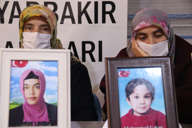 Evlat nöbeti kararlılıkla devam ediyor