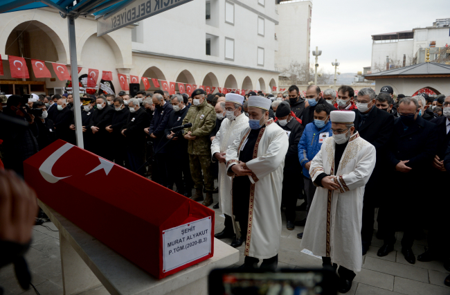 Şehit Piyade Teğmen Murat Alyakut son yolculuğuna uğurlandı