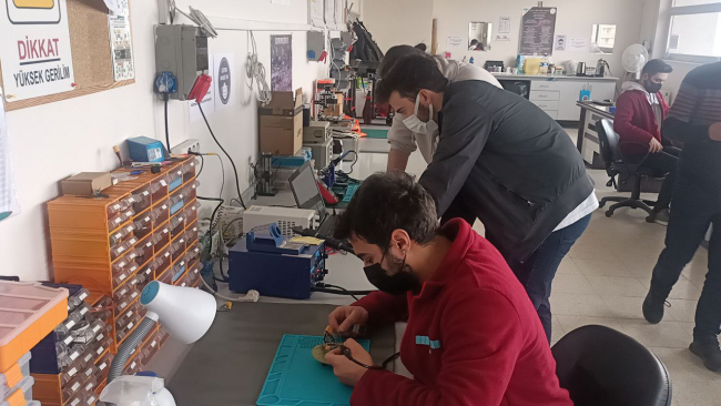 Türkiye'nin ilk cep uydusu ''Grizu-263A'' yarın uzaya fırlatılacak