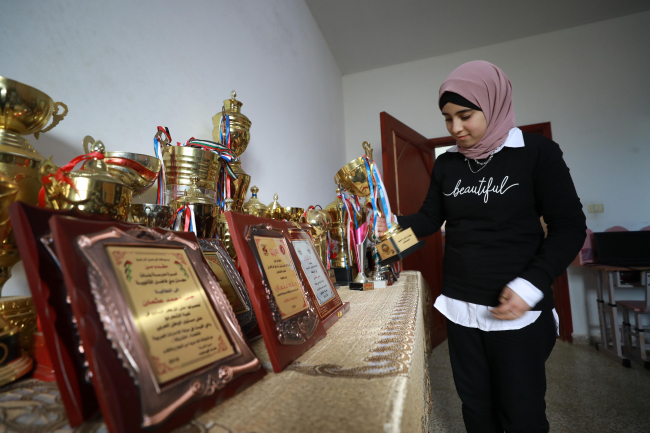 Filistinli Cena satrançta dünya şampiyonu olmaya hazırlanıyor