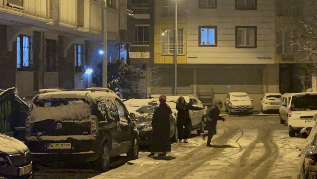 İstanbul'da kar yağışı başladı