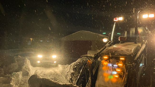 Van'da kardan yolu kapanan mahallede kalp krizi geçiren kişi hastaneye ulaştırıldı
