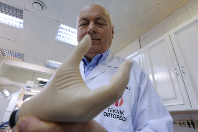 57 yılda yaklaşık 8 bin engellinin eli ayağı oldu