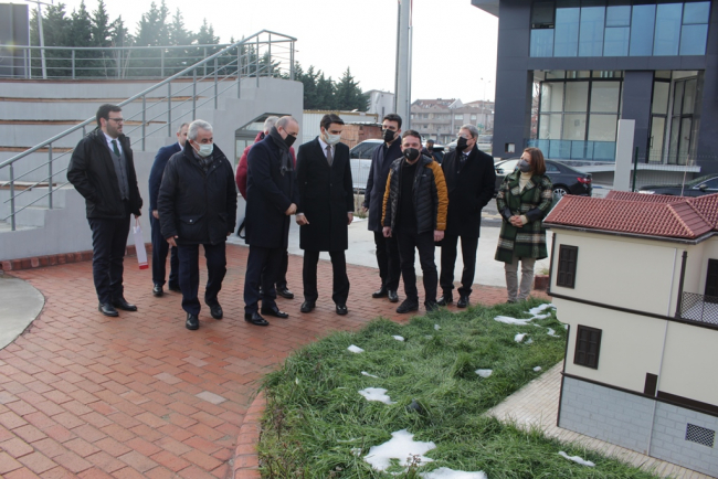 YTB Başkanı Eren'den Minia Balkantürk Parkı'na ziyaret