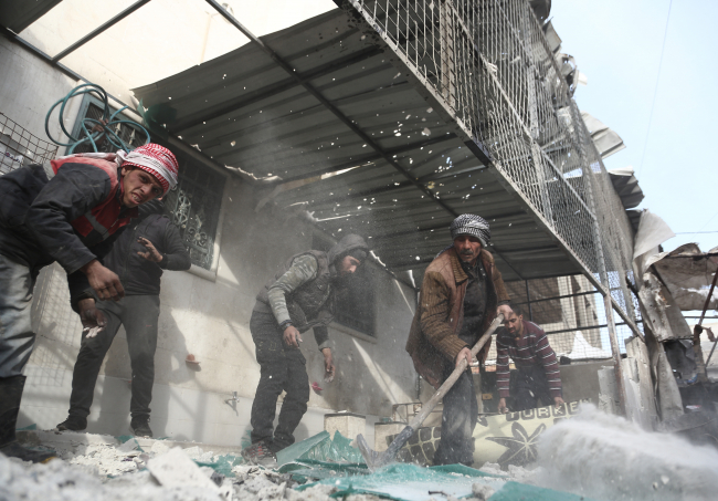 Terör örgütü PKK/YPG Bab'da sivilleri hedef aldı: 9 ölü