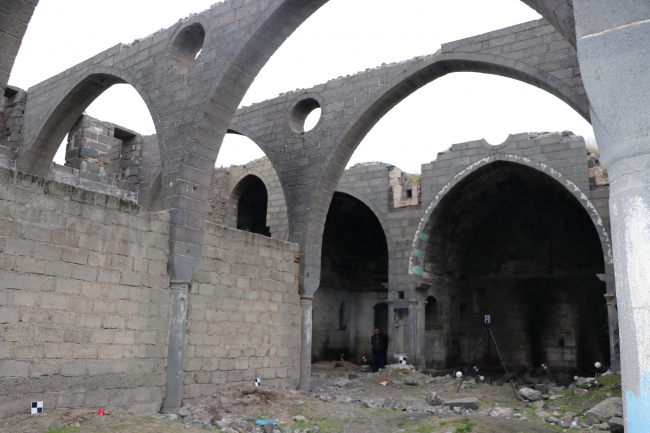Diyarbakır'da 500 yıllık kilise restore edilecek