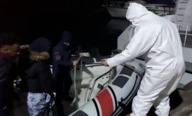 Balıkesir'de 39 düzensiz göçmen kurtarıldı