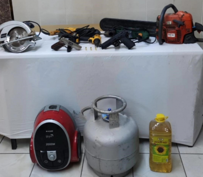 Ordu'da evlerden hırsızlık yapan 2 kişi tutuklandı