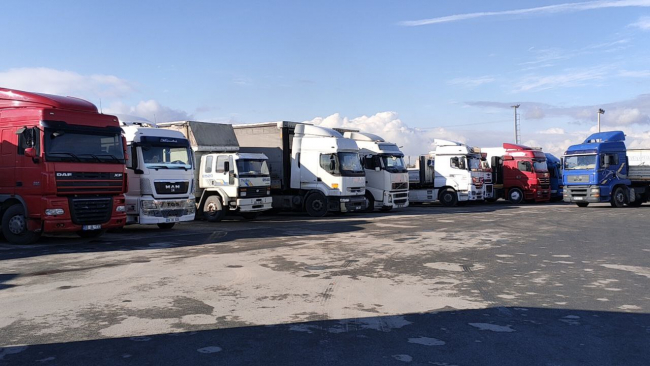 Kocaeli'den İstanbul yönüne tır ve kamyon geçişine izin verilmiyor