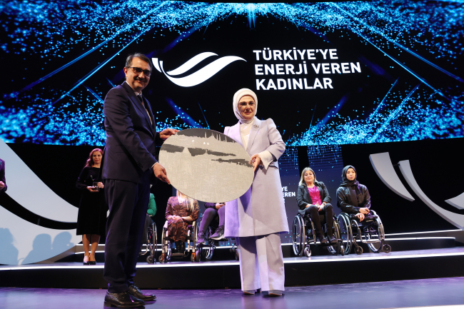 'Türkiye'ye Enerji Veren Kadınlar' ödüllendirildi