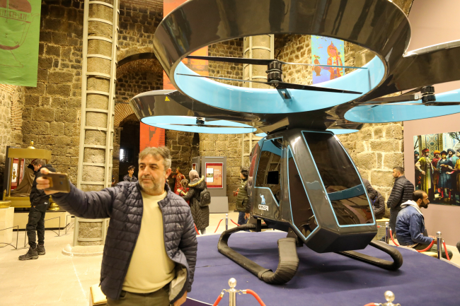 Cezeri'nin Olağanüstü Makineleri Sergisi'ne yoğun ilgi