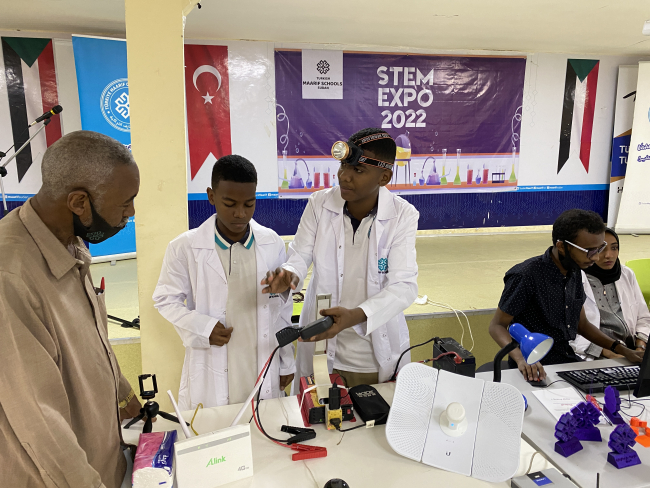 Sudan'daki Maarif Okullarında bilim festivali yapıldı