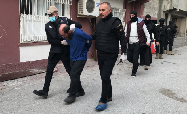Adana'da DEAŞ operasyonu: 7 gözaltı