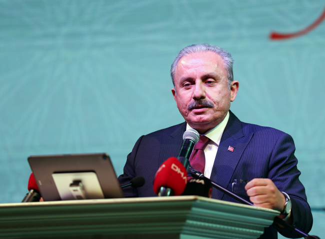 TBMM Başkanı Şentop, dini cemaat liderleriyle iftar sofrasında buluştu