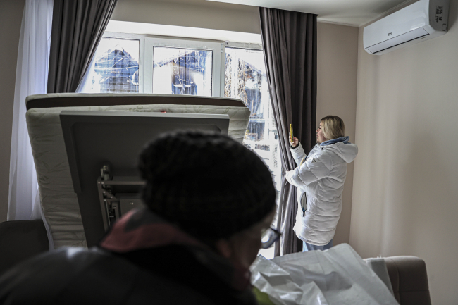 Bombardımanından kurtulamayacaklarını düşünen çift, veda videosu çekmiş