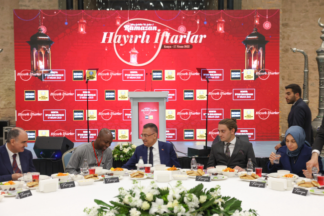 Fuat Oktay'dan Filistin ve Toronto'daki saldırılara kınama