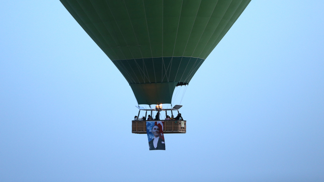 أقلعت البالونات في 23 أبريل في كابادوكيا