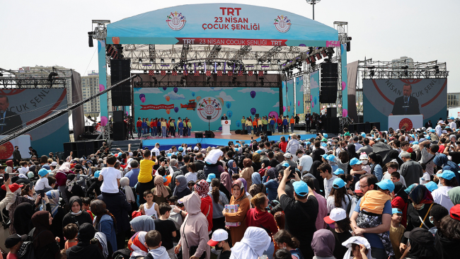 Cumhurbaşkanı Erdoğan: Dünyayı çocuklara verelim
