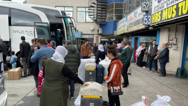 Tatilcilerin dönüş yolculuğu sürüyor