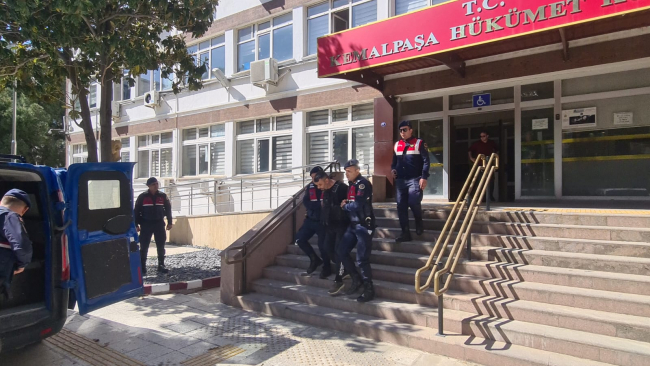 İzmir'de silahlı kavga: 2 ölü, 1 yaralı