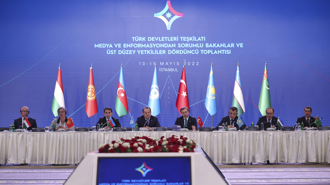 Fahrettin Altun: Dezenformasyona maruz kalan ülkelerin başında geliyoruz