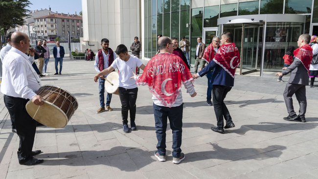 Engelli gençlerin askerlik hayali gerçek oluyor