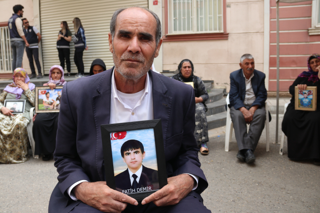 Diyarbakır annelerinin oturma eylemi devam ediyor