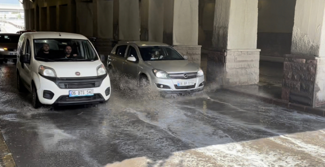 Ankara'da sağanak etkili oldu