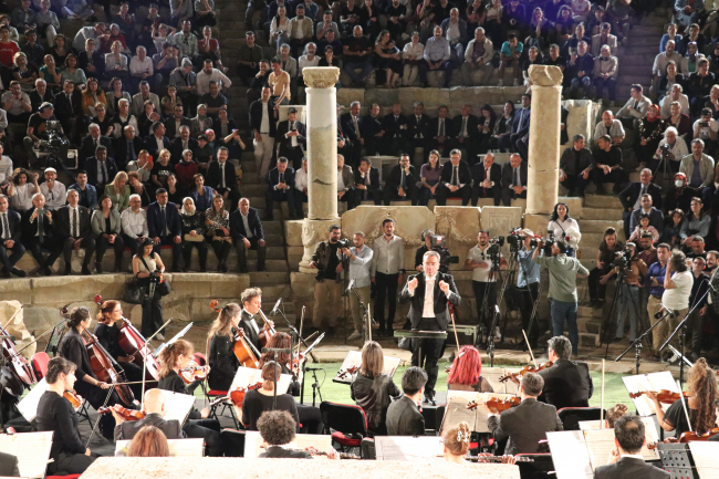 1690 yıllık hasret son buldu: Laodikya Antik Tiyatrosu izleyicilerle buluştu