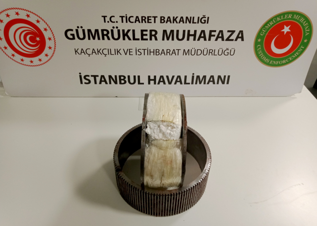İstanbul Havalimanı'nda 58 kilo uyuşturucu ele geçirildi