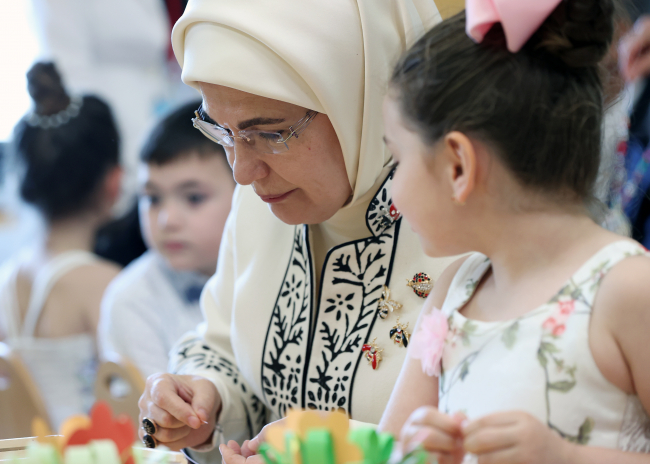 Emine Erdoğan: Yaklaşık 2 milyon 100 bin evladımız anaokulu imkanından istifade edecek